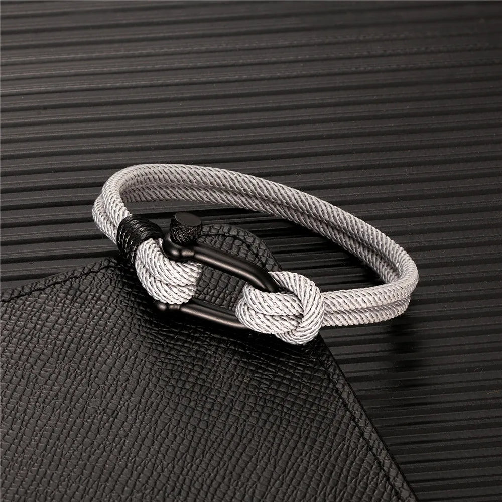 Survival Bracelet for Men Women U Shape Emergency Paracord Rope 316L Buckle Outdoor Camping Hiking Gear Tactical Rescue Bracelet