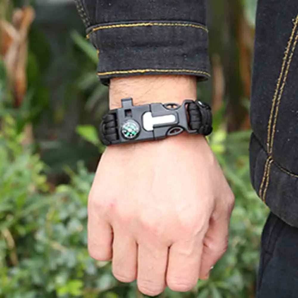Outdoor Survival Umbrella Rope SOS Bracelet Emergency Rescue Bracelet Compass Sport Tactical Survival Tool Whistle Bracelets