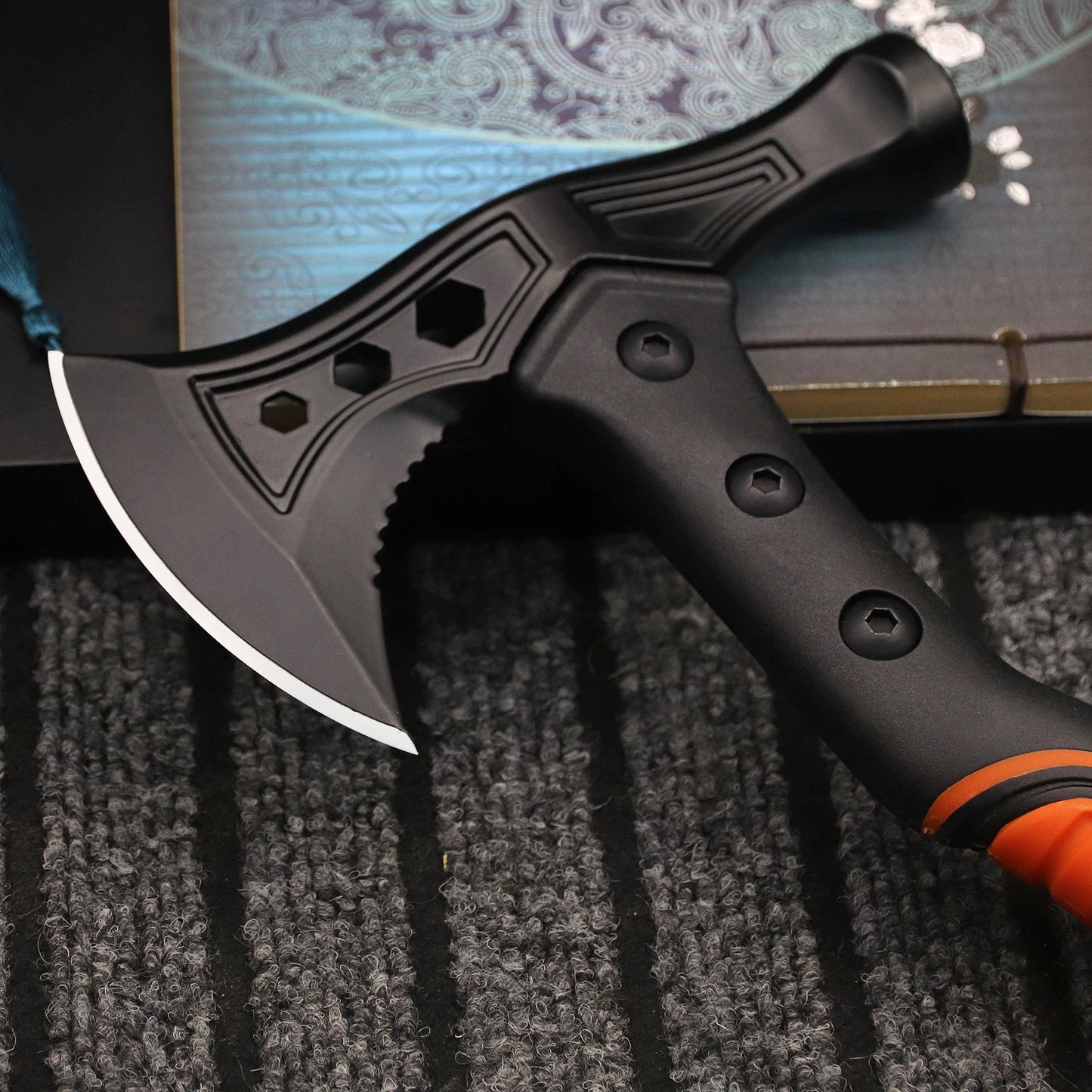 Stainless steel multi-functional axe, outdoor camping axe, tactical survival fire-fighting axe, vehicle-mounted portable axe