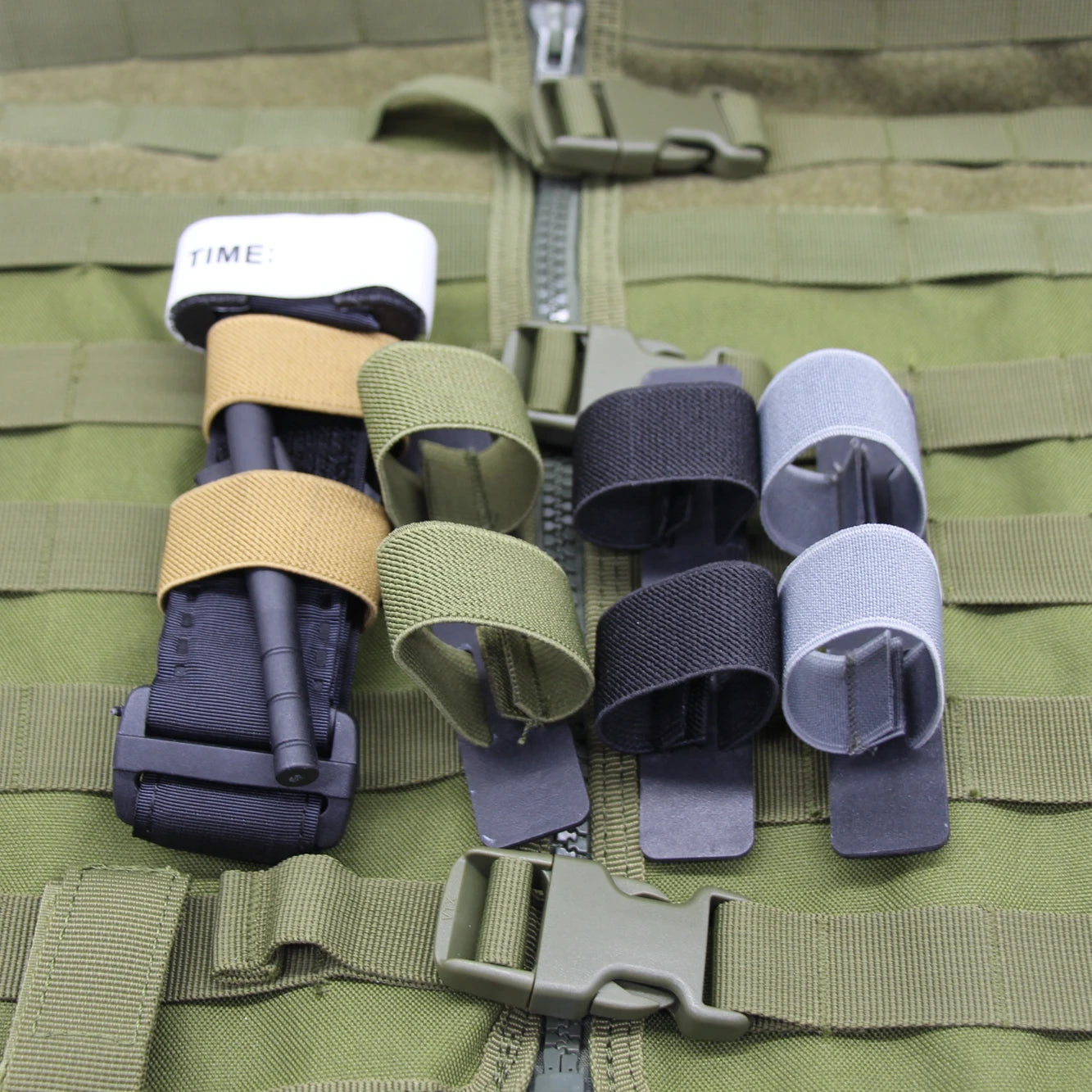 Outdoor Elastic Tourniquet Holder Emengency Accessory Tactical Elastic Straps Holder MOLLE Hand Tools Tourniquet Pouch