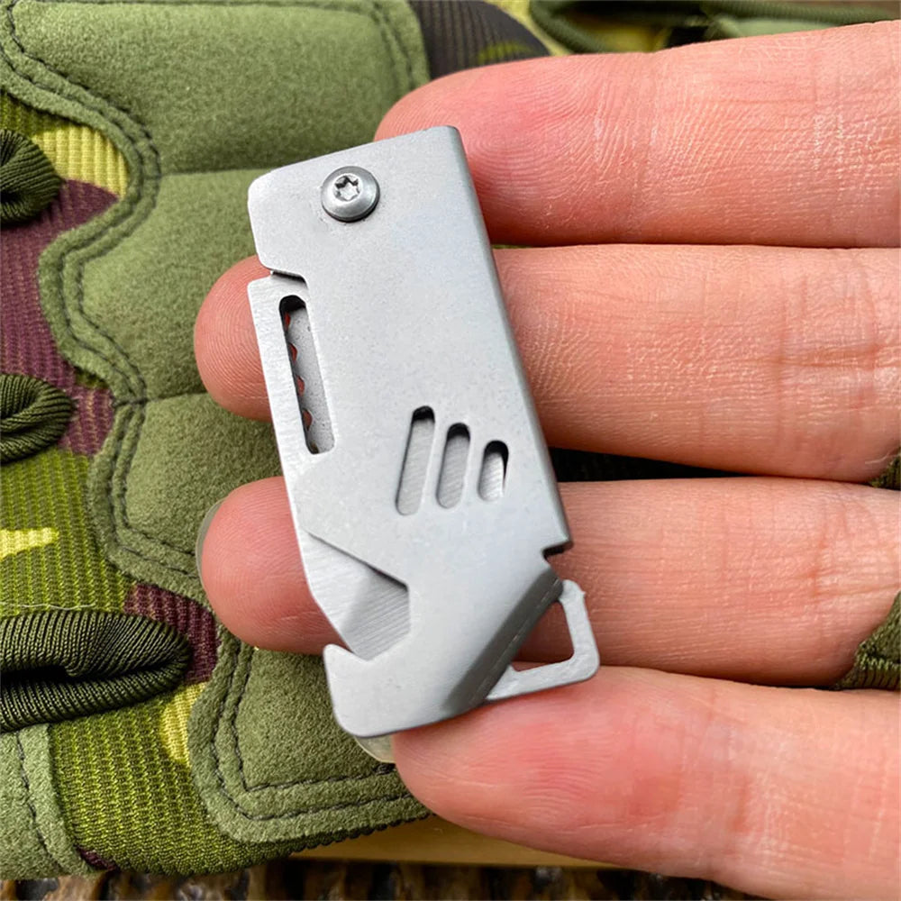 New Outdoor Folding Pocket Knife Keychain D2 Steel Sharp Cutting Camping Survival Tool Bottle Opener Portable Key Chain Pendant