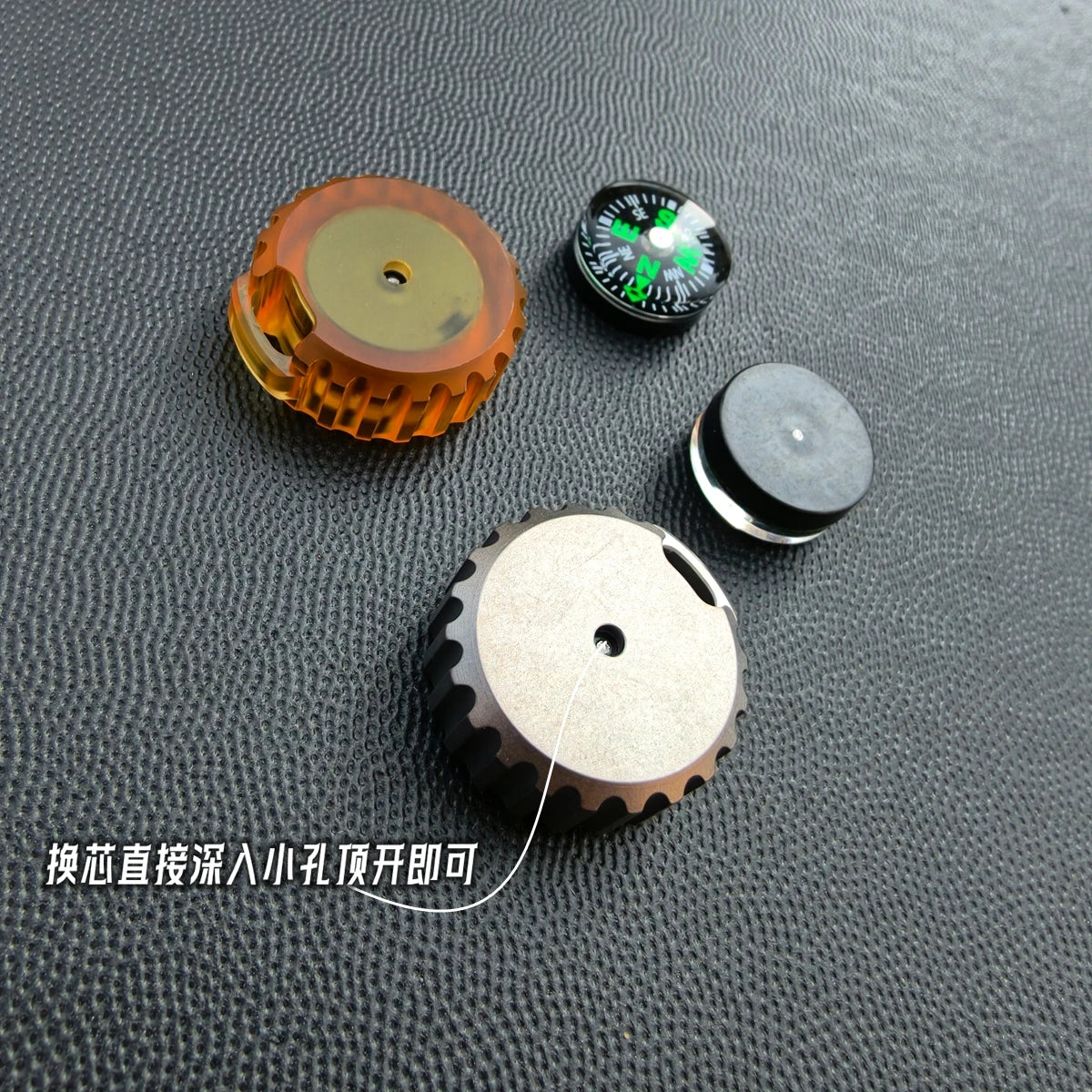 EDC PEI Titanium Alloy Compass Directional Identity Pendant Portable Emergency Navigation Travel Kits Outdoor Accessories Tools