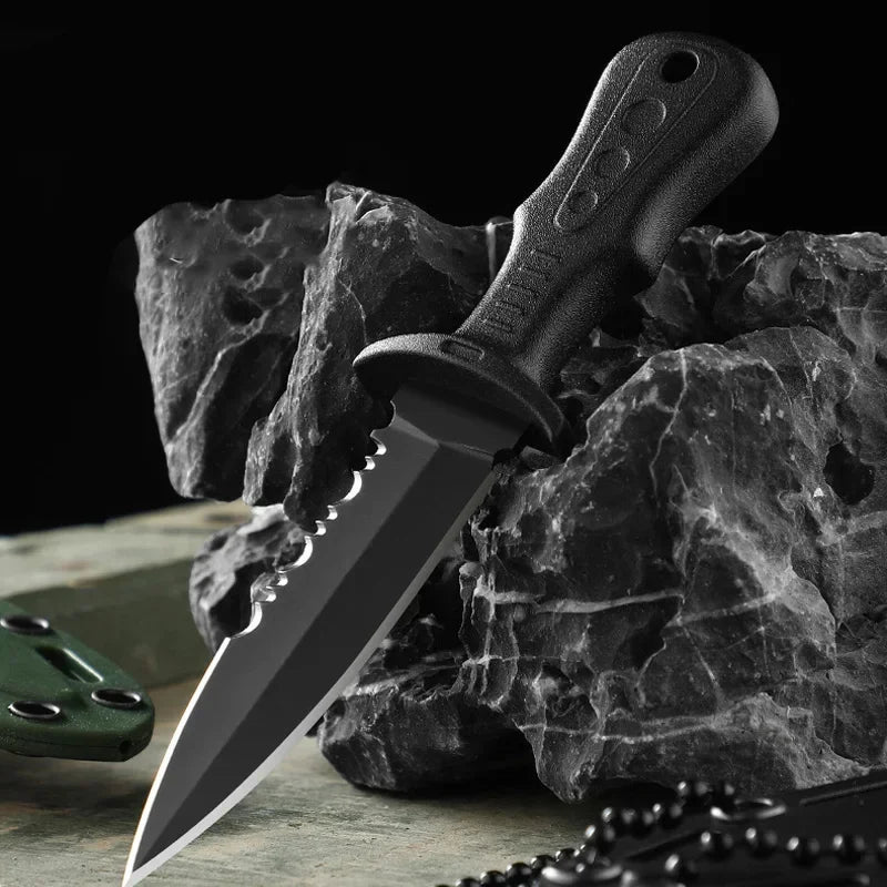 high-quality Portable Mini Tactical Knife Necklace Multipurpose Stainless Steel Cutting Knives Outdoor Camping Tools。