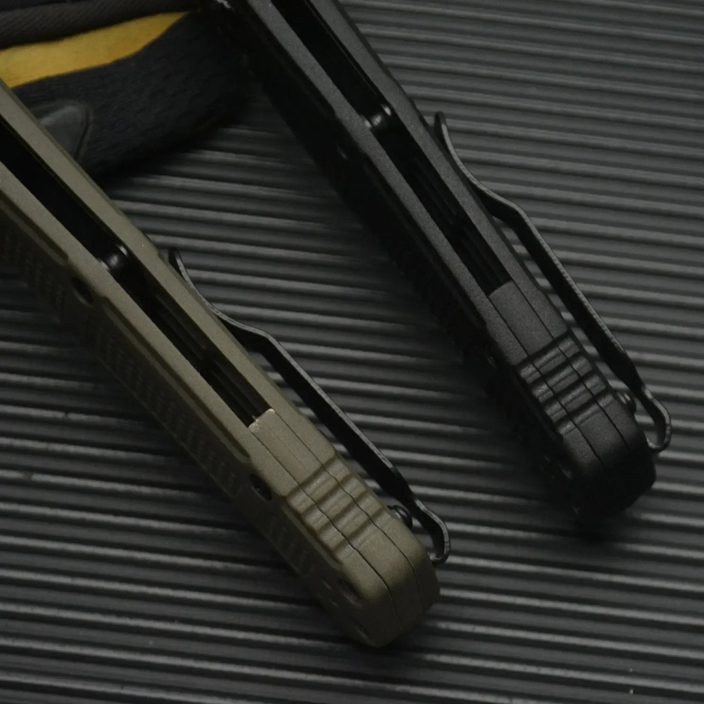 BM9070 Claymore Folding Knife D2 Blade Nylon Fiber Handle Fold Camping Outdoor Survival Utility EDC Pocket Knife Gift