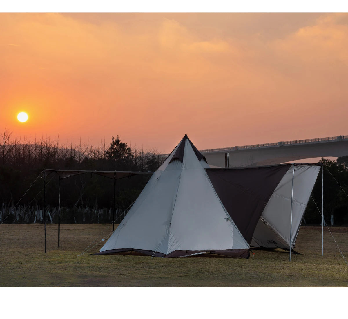 MOBI GARDEN Camping Pyramid Tent 4-6 Person Waterproof UV Protection Home Outdoor 3 Seasons Forest Tower 280